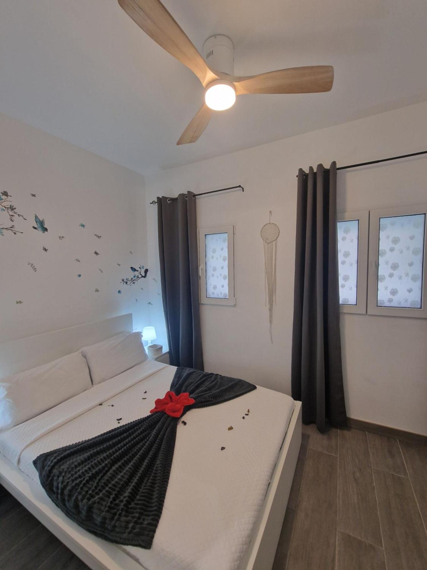 Barcelona, Apartamento De 1 Habitacion Διαμέρισμα Οσπιταλέτ ντε Λιοβρεγάτ Εξωτερικό φωτογραφία